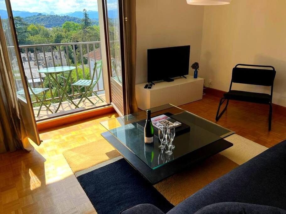 Pau Centre Vue Sur Les Pyrenees Pour 2 Nuits Au Minimum 아파트 외부 사진